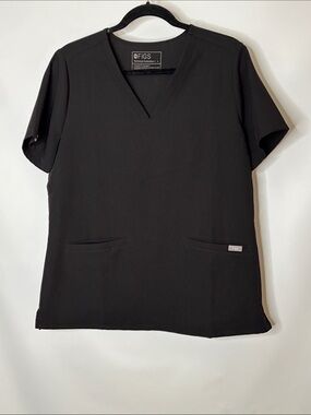 Fig Technical Collection Casma Black Scrub Top, size Large
